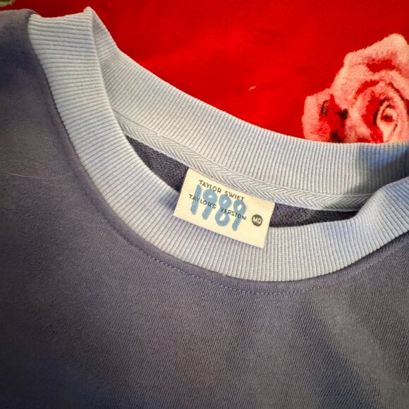 Taylor Swift 1989 (Taylor’s Version) Seagull Crewneck Sweatshirt Blue/Beige M - Picture 5 of 11